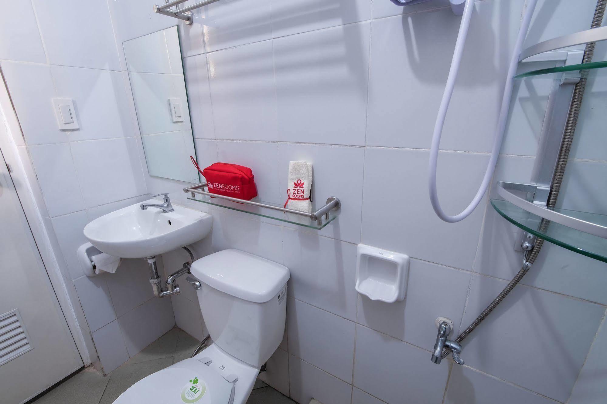 Zen Rooms Mabini Ermita Manila Exteriör bild